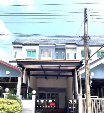 For RentTownhousePathum Thani,Rangsit, Thammasat : Townhouse for rent, 3 floors, 28 sq m, renovated whole house with furniture, Muang Ek Village, Soi Ek Udon 4, near Rangsit University and the Red Line electric train