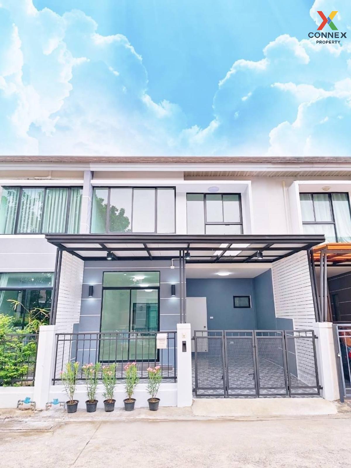 For SaleTownhouseNonthaburi, Bang Yai, Bangbuathong : For Sale Townhouse/Townhome  , The Villa Bangbuathong , wide frontage , newly renovated , Bang Bua Thong , Bang Bua Thong , Nonthaburi , CX-101154