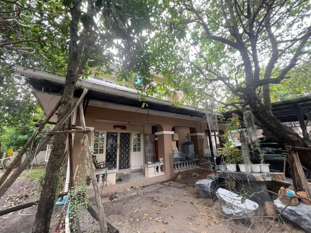 For RentHouseNonthaburi, Bang Yai, Bangbuathong : 2-storey detached house for rent, 105 sq m., Bang Kruai-Sai Noi Road, near the Bang Phlu Purple Line (MRT), Central Westgate