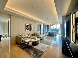 ให้เช่าคอนโดวิทยุ ชิดลม หลังสวน : Rental / Selling : Condo Baan Sindhorn , 2 Bed 3 Bath , 168 S.qm , 5th Floor