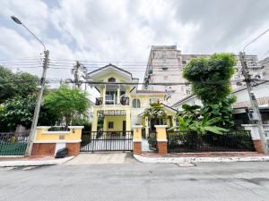 For SaleHouseOnnut, Udomsuk : Detached House Nantawan Sukhumvit 77 / 3 Bedrooms (FOR SALE), Nantawan Sukhumvit 77 / Detached House 3 Bedrooms (FOR SALE) PUY395