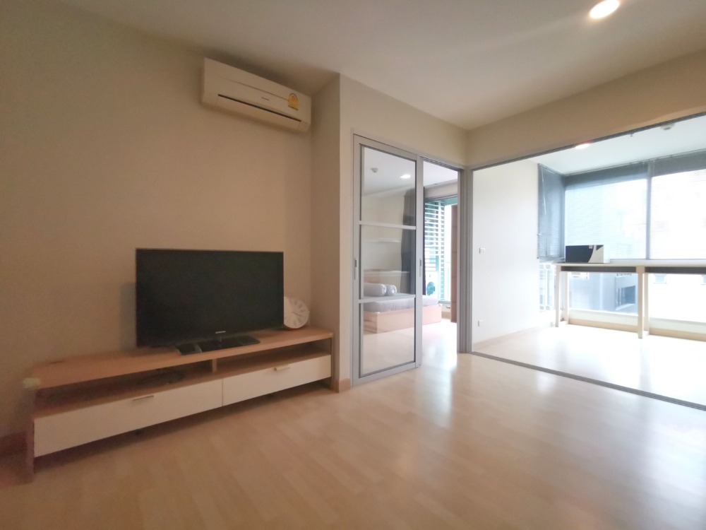 For RentCondoRatchadapisek, Huaikwang, Suttisan : For Rent Rhythm Ratchada 1Bedroom 1Bathroom 46sqm. 16,000THB High Floor Line : @thebrokerage