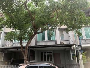 For RentTownhouseKaset Nawamin,Ladplakao : Townhouse for rent, 3 floors, Lat Phrao area, Kaset Nawamin, Ariya Daily Kaset-Nawamin project, with furniture