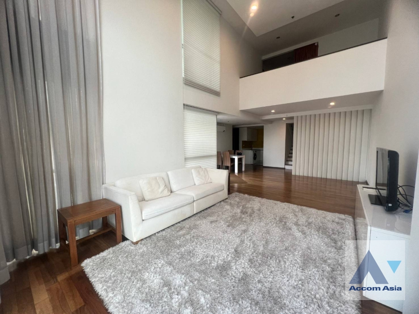 For RentCondoWitthayu, Chidlom, Langsuan, Ploenchit : 2 Bedrooms Condominium for Rent in Ploenchit, Bangkok near BTS Ratchadamri at The Rajdamri (AA35757)