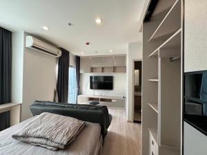 For RentCondoRatchadapisek, Huaikwang, Suttisan : Condo for rent Noble Revolve Ratchada – 2 bedrooms, 2 bathrooms, spacious corner room, 19th floor, beautiful view! Next to MRT Cultural Center 🌟