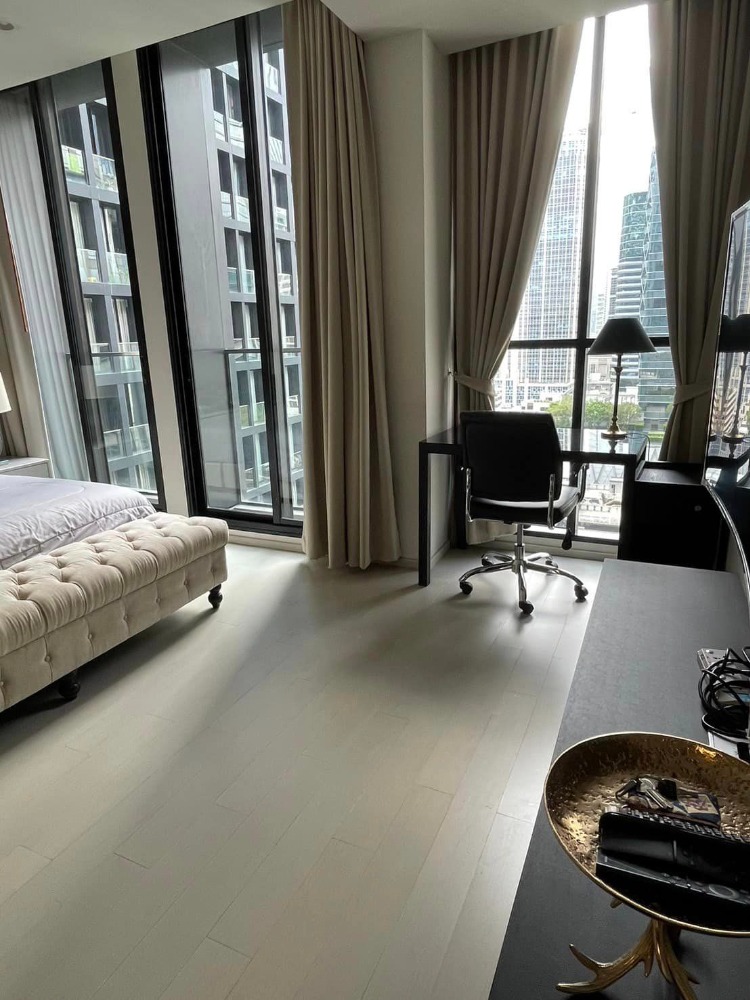 ให้เช่าคอนโดวิทยุ ชิดลม หลังสวน : ( คอนโดติด BTS เพลินจิต!! )​ 1​ Bedroom​ 52 ตร.ม. Noble Ploenchit รูปห้องจริง