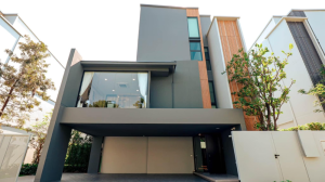 For RentHousePattanakan, Srinakarin : VIVE Krungthep Kreetha 5bedrooms for Sale/Rent  ( SPSEVE289 )