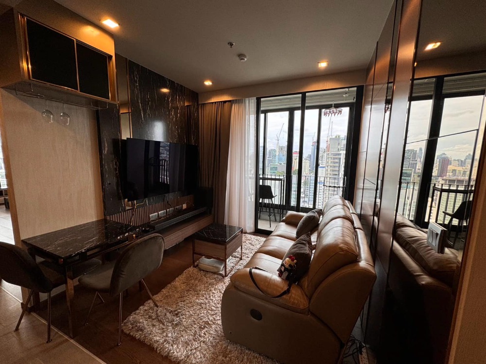 For RentCondoAri,Anusaowaree : 👑 Ideo Q Victory 👑 Luxury room for rent, fully decorated, 2 bedrooms, 1 bathroom, size 48.52 sq m., 37th floor, complete furniture and appliances, ready to move in