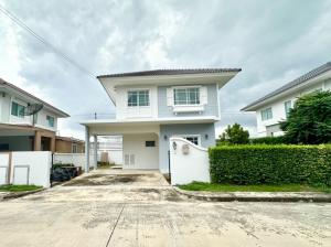 For SaleHouseMin Buri, Romklao : Single house, Perfect Park Suvarnabhumi 4, ready to move in, 51.6 sq.w., near the airport, convenient transportation