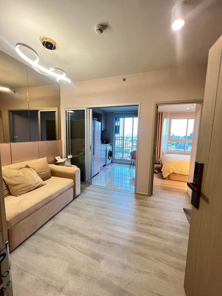 For RentCondoPinklao, Charansanitwong : 🌟 For rent, Ideo Charan 70 Riverview 💖 Fully furnished and electric appliances, ready to move in 💖 Beautiful room, cheap price 💥 With washing machine