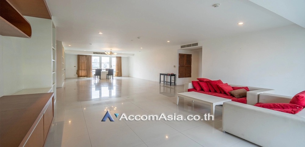 ให้เช่าคอนโดสุขุมวิท อโศก ทองหล่อ : Pet-friendly | 3 Bedrooms Apartment for Rent in Sukhumvit, Bangkok near BTS Thong Lo at Ideal for family living and pet lover (18566)