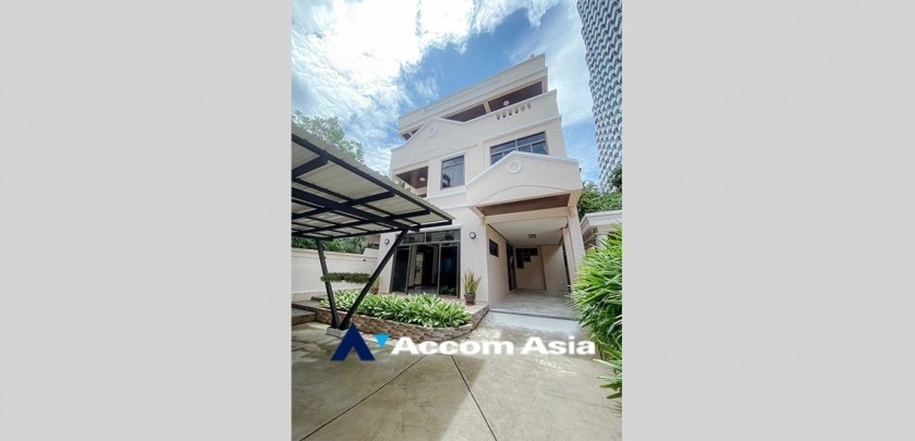 ให้เช่าบ้านสุขุมวิท อโศก ทองหล่อ : 4 Bedrooms House for Rent in Sukhumvit, Bangkok near BTS Nana (5001701)