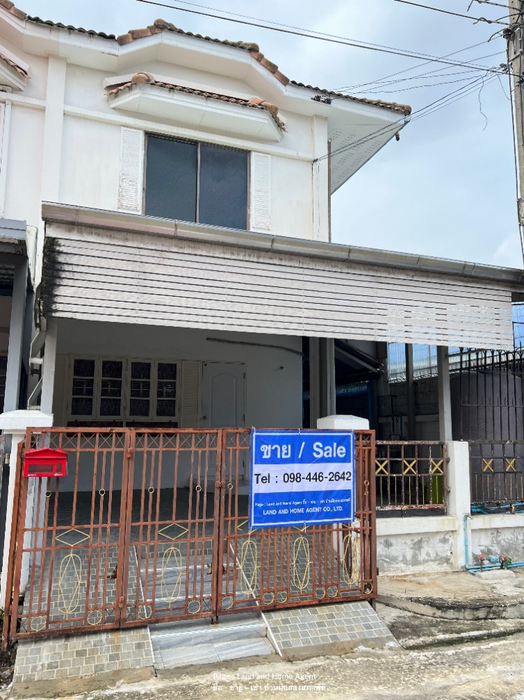 For SaleTownhouseMin Buri, Romklao : Townhouse for sale, Garden Suite Village, Soi Ratchadaphisek 25, corner house, good condition