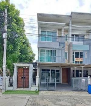 For RentTownhouseKaset Nawamin,Ladplakao : For rent: Townhome, Kaset-Nawamin, Prasertmanukit Road, house for rent with furniture