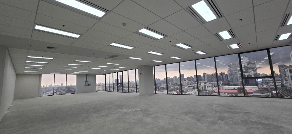 For RentOfficeOnnut, Udomsuk : ฺBrand new office walk to BTS 全新办公室出租靠近BTS站