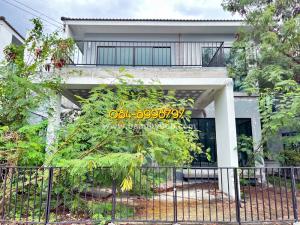 For SaleHouseChachoengsao : Detached house for sale, Khemtid Village, The Glass House, near the motorway entrance/exit, area 53.6 sq m, 4 bedrooms, 4 bathrooms, house in original condition of the project. Never occupied, urgent sale only 3 million