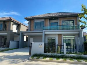 For RentHouseMin Buri, Romklao : HR1773 Single house for rent, Venue Rama 9 project (VENUE Rama 9), location: New Krungthep Kreetha Road