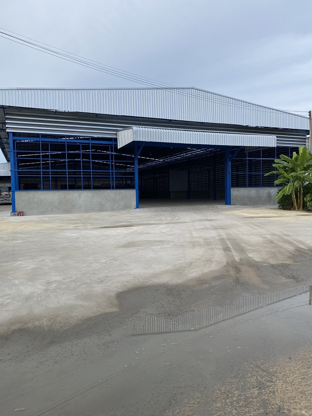 For RentWarehouseMahachai Samut Sakhon : #Warehouse for rent, Khok Krabue Subdistrict, Mueang Samut Sakhon District, size 2800 square meters, total area 2 rai, Warehouse 1, size 1200 square meters, Warehouse 2, size 1600 square meters.