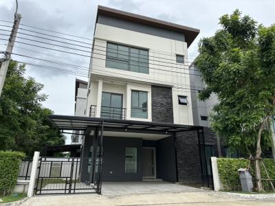 For SaleHouseMin Buri, Romklao : For sale, 4 bedroom semi-detached house, corner house, good value, The Edition Rama 9, Krungthep Kreetha, 241 sq m, 47.1 sq wa, garden front