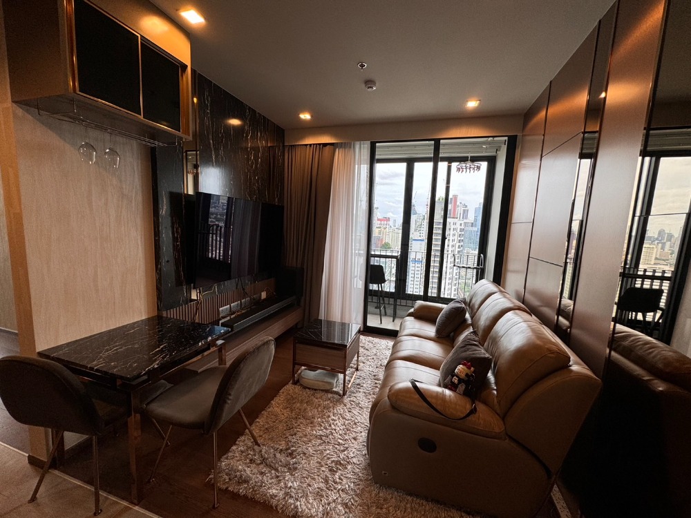 ให้เช่าคอนโดอารีย์ อนุสาวรีย์ : 2 bedrooms 1 bathroom 48.5 Sq.M. at Ideo Q Victory