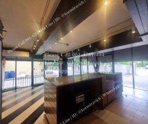 For RentRetailSilom, Saladaeng, Bangrak : For rent, business space, 1st floor, size 95 square meters, Silom - Saladaeng, near BTS and MRT