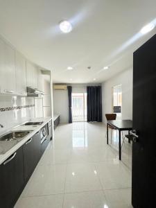 For SaleCondoWongwianyai, Charoennakor : Condo for sale (new room, never occupied) near BTS Krung Thonburi and Wong Wian Yai, The Plenary Sathorn