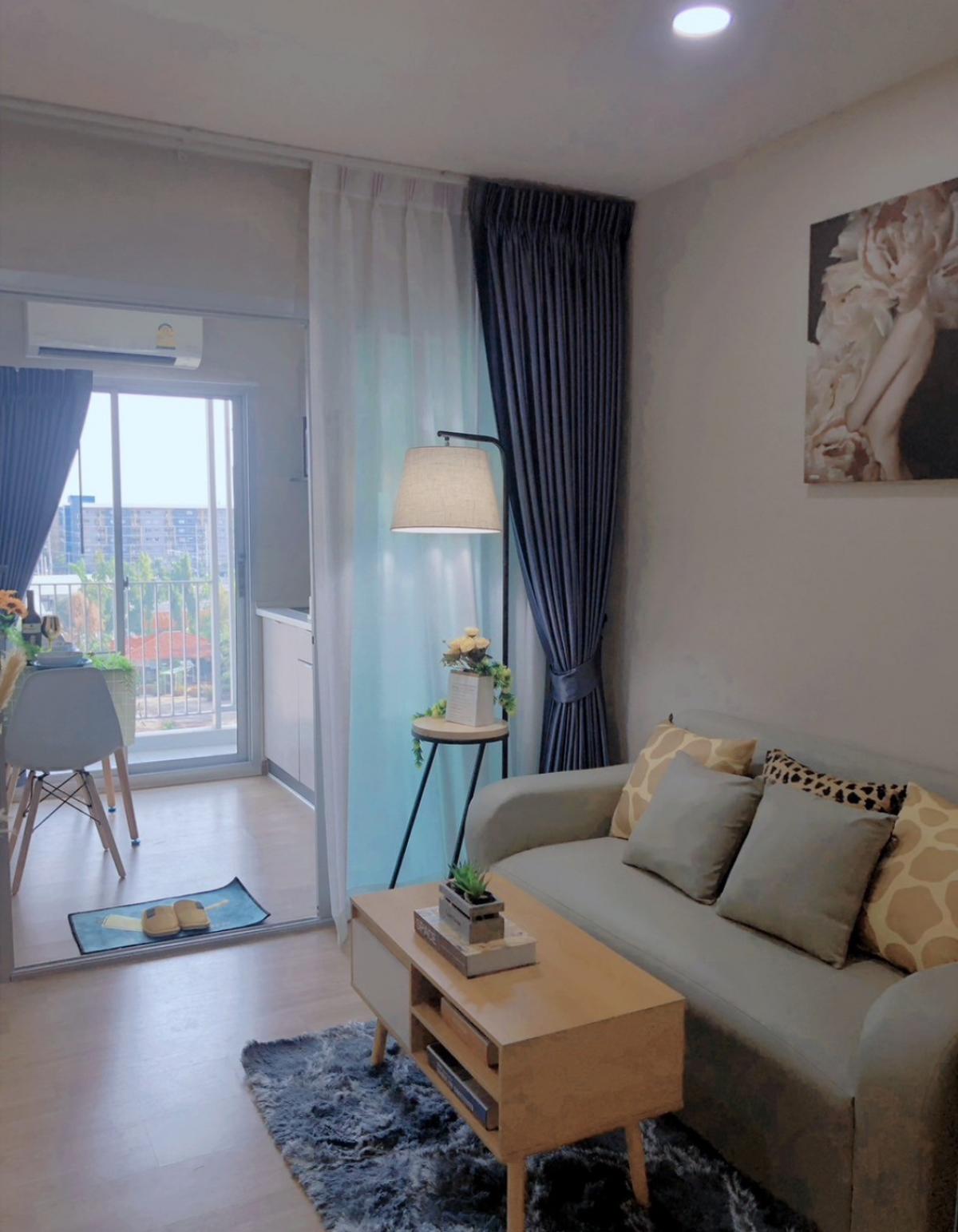 For RentCondoPathum Thani,Rangsit, Thammasat : Condo for rent near Bangkok University, Rangsit. Beautiful room, fully furnished, ready to move in.