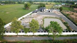 For SaleHouseNakhon Nayok : Single house for sale with land in a prime location, 1.5-storey style, surrounded by rice fields, with a basement, Mueang Nakhon Nayok District, Nakhon Nayok Province