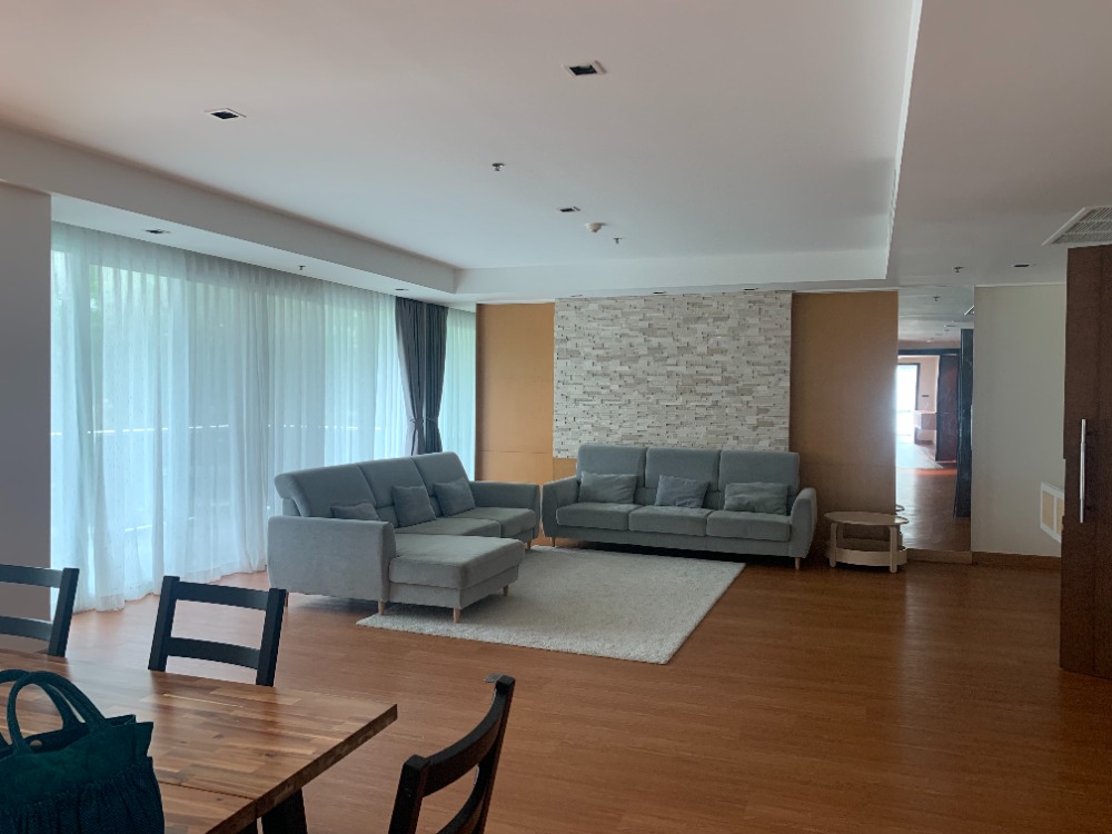 For RentCondoSukhumvit, Asoke, Thonglor : Belgravia Residence for rent 4 bed and 4 bath.