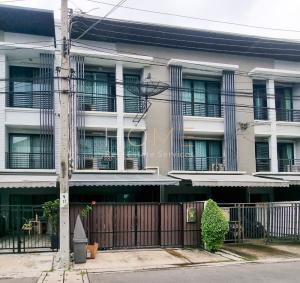 For SaleTownhouseRamkhamhaeng, Hua Mak : Townhouse Baan Klang Muang Rama 9 - Ramkhamhaeng / 3 Bedrooms (FOR SALE) JANG189