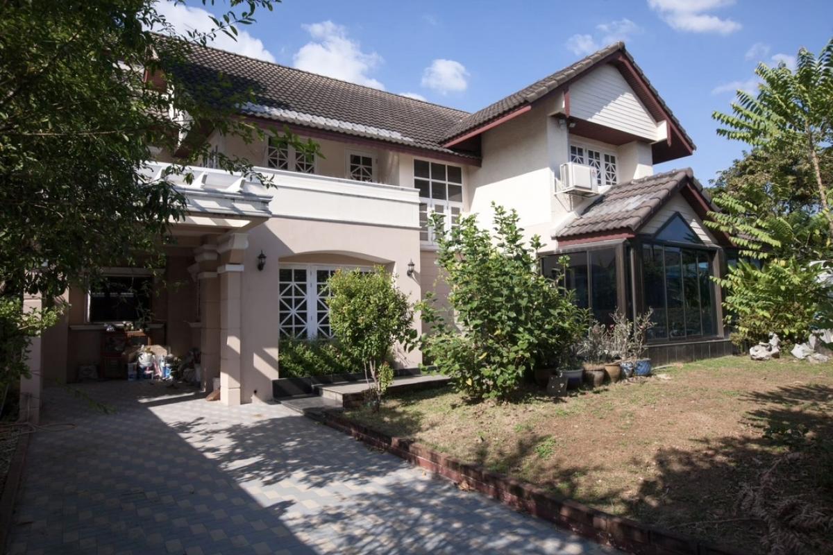 For RentHousePhutthamonthon, Salaya : Single house for rent, 3 floors, size 92 sq m, Chuenchuen Parkville Village, Kanchana, Thawi Watthana, lots of usable space, suitable for a large family. Interested in making an appointment to see the house, call: 0922829196