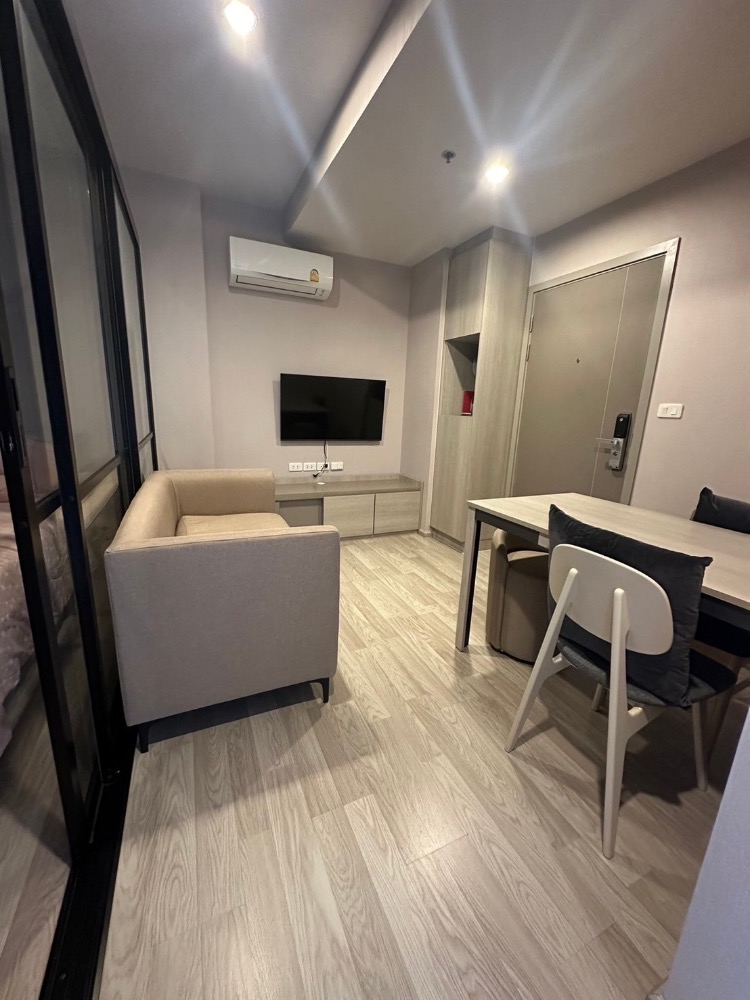 For RentCondoBangna, Bearing, Lasalle : Condo for rent Ideo mobi sukhumvit eastpoint, fully furnished condo, ready to move in, close to BTS Bangna, only 250 meters!!