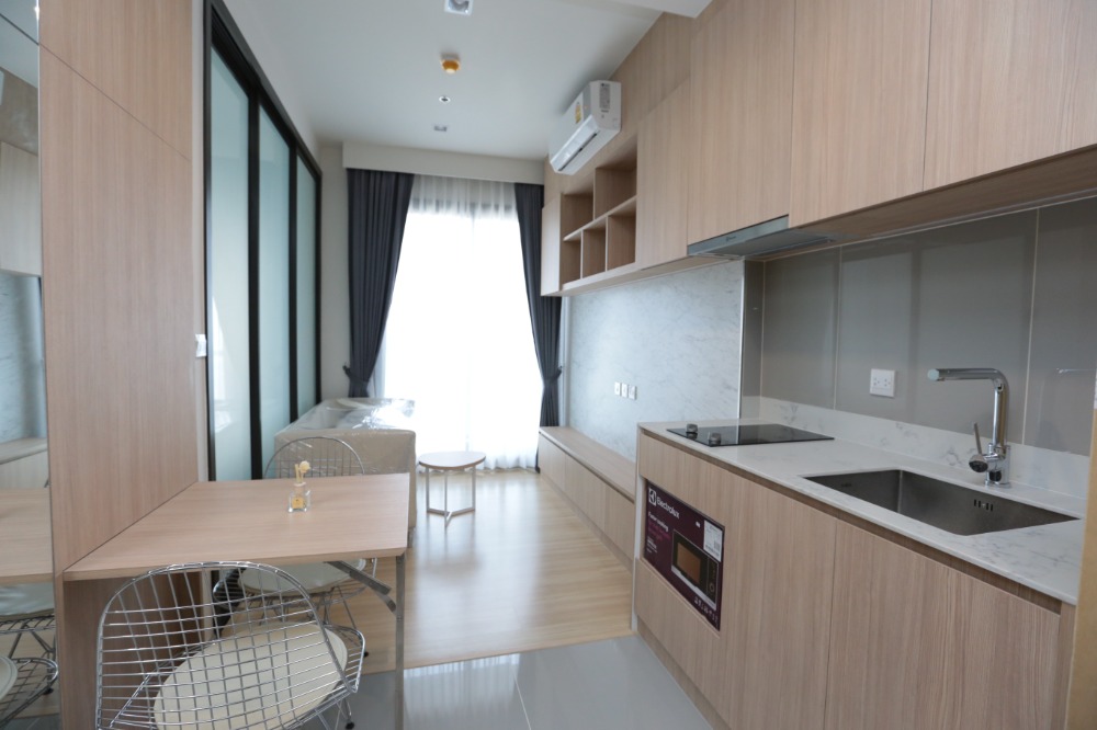 For RentCondoSapankwai,Jatujak : For rent: M Jatujak, near BTS Mo Chit and MRT Chatuchak