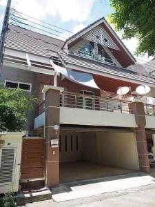 For RentHouseLadprao, Central Ladprao : For rent, 2-storey detached house, Lat Phrao Road 87, air-conditioned, fully furnished, 3 bedrooms, 4 bathrooms, monthly rental price 48,000 baht