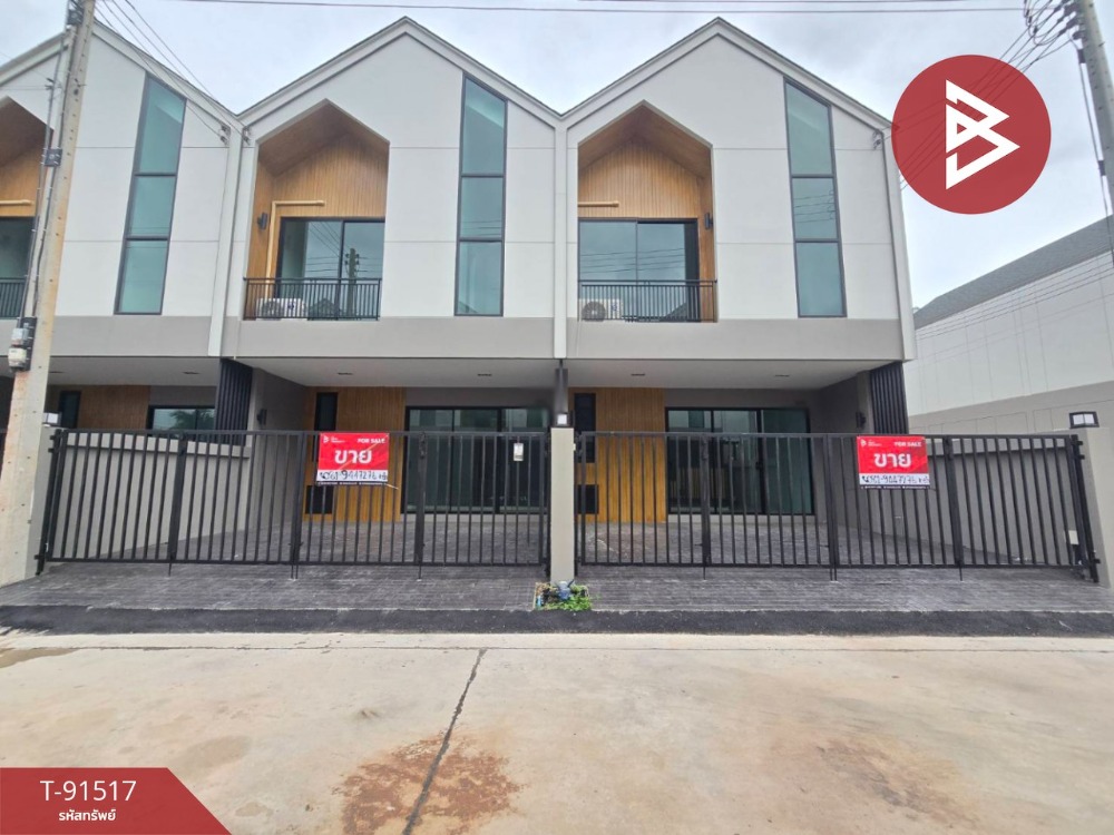 For SaleTownhouseSamut Songkhram : For sale: 2 townhouses, Assawin Village project, Inchan, Samut Songkhram