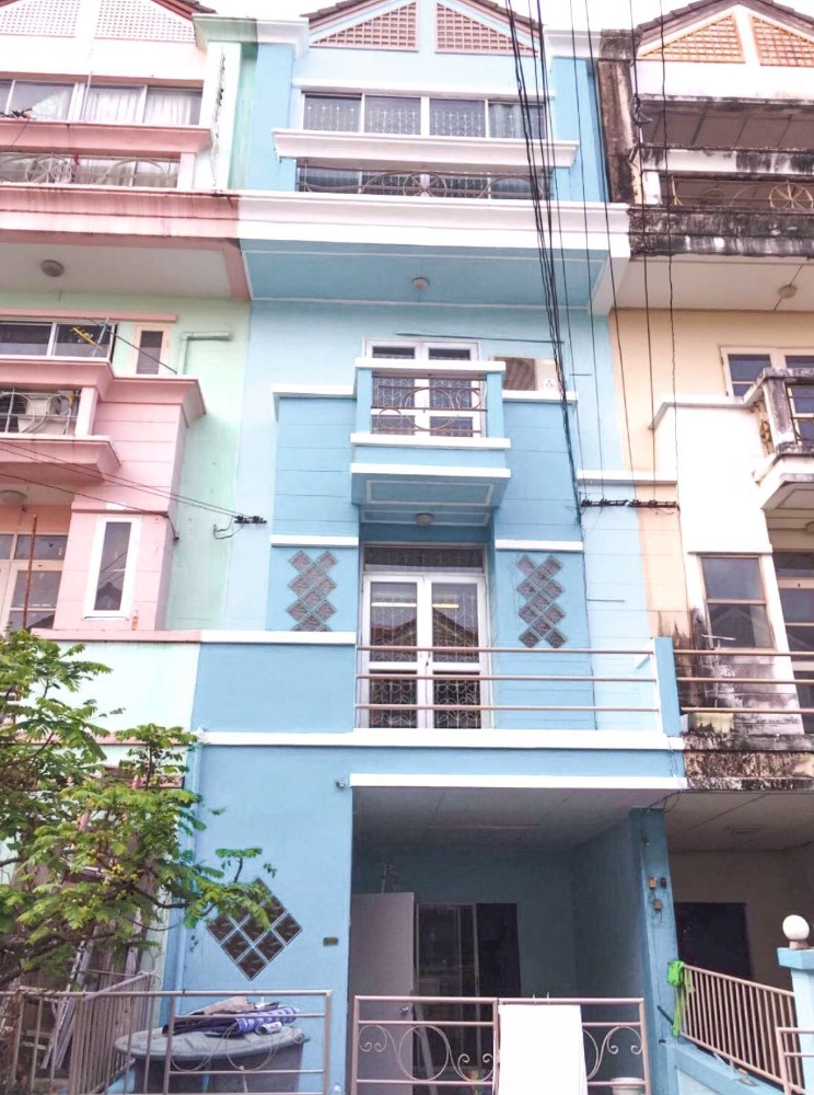 For RentHome OfficeOnnut, Udomsuk : For rent/Urgent sale!! Home office, 4 floors, On Nut 44