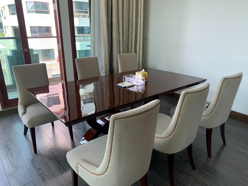 For RentCondoWitthayu, Chidlom, Langsuan, Ploenchit : Condo For Rent The Crest Ruamrudee 3 Bedroom 3 Bathroom 192.25 sqm