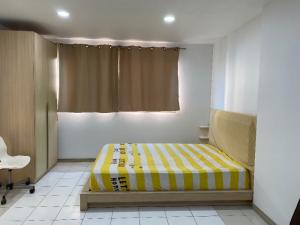 For RentCondoOnnut, Udomsuk : For Rent: Lumpini Center Sukhumvit 77 Condo Near BTS On Nut