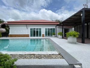 ขายบ้านภูเก็ต : Pool Villa Ma-nik Thalang Phuket Closed to International School