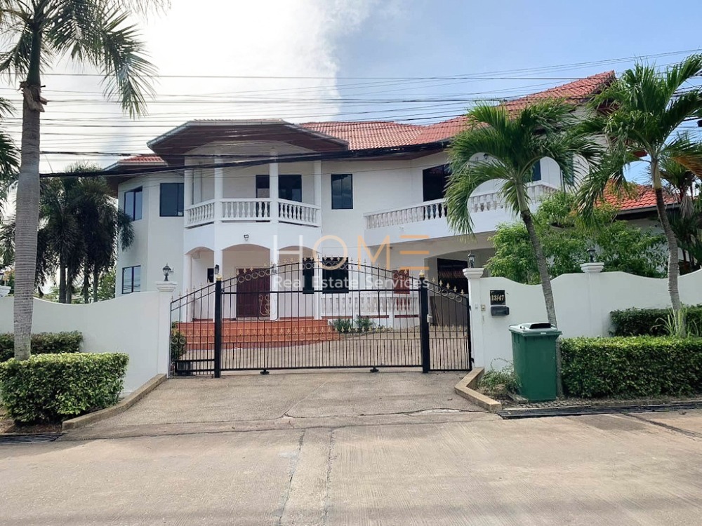 For SaleHousePattaya, Bangsaen, Chonburi : Paradise Villa 1 / 4 Bedrooms (SALE WITH TENANT) NEWC167