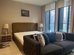 For SaleCondoWitthayu, Chidlom, Langsuan, Ploenchit : For Sale NOBLE PLOENCHIT connecting to BTS Ploenchit 1 bedroom 46 Sqm Fully furnished in the style of condo’s signature