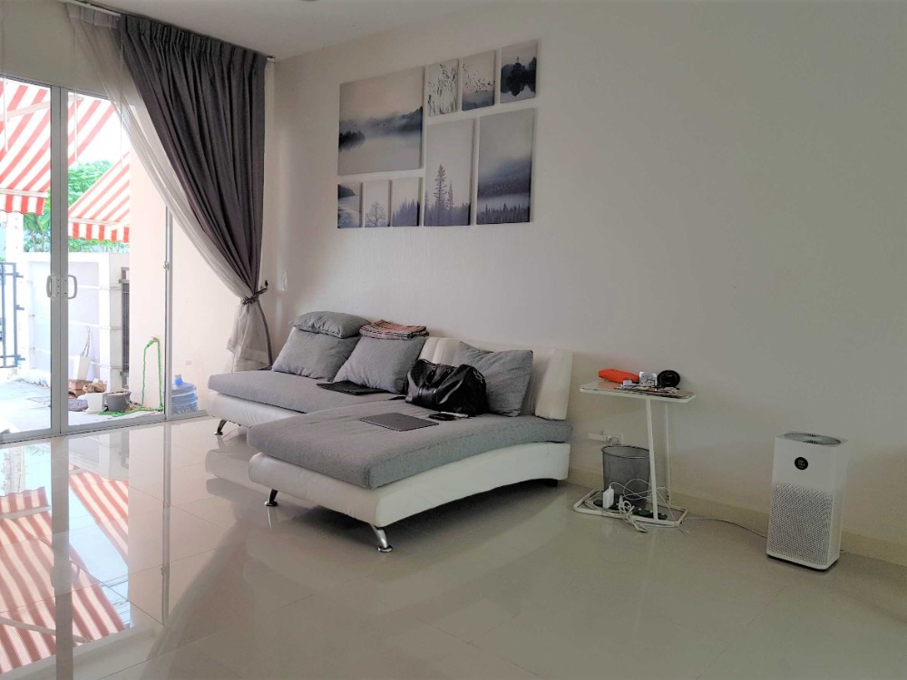 For RentTownhouseEakachai, Bang Bon : Baan Klang Muang Sathorn Taksin 2 **no furniture house **