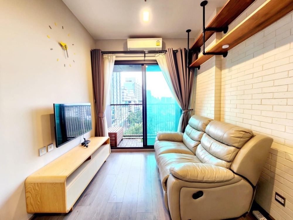 For SaleCondoLadprao, Central Ladprao : Urgent sale! 🔥🔥🔥 whizdom avenue Ratchada Lat Phrao 35 sq m. 4,429,000 Very beautiful room, luxurious common area, expensive furniture, new room, decorated, ready to move in