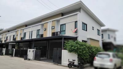 For SaleTownhousePathum Thani,Rangsit, Thammasat : For sale: Townhome, The Modish, Ratchapruek - Kanchanaphisek, 122.2 sqm, 28.7 sqw, Pathum Thani, beautiful, ready to move in, corner house