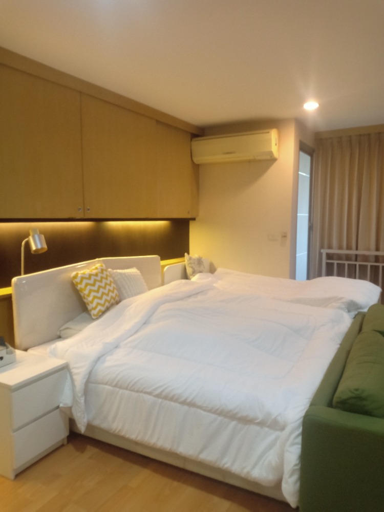 For RentCondoSathorn, Narathiwat : For rent: Condo Saint Louis Grand Terrace, BTS Saint Louis, area 47 sq m.