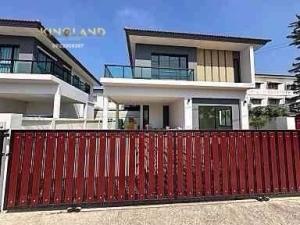 For RentHousePathum Thani,Rangsit, Thammasat : Single house for rent, CPN Ville 2, Wongwaen-Lam Luk Ka, Khlong 7, 2-storey house, “extra large size“, 74 square wah, quality materials, red brick throughout the house, in a potential location, next to the motorway, 3 bedrooms, 3 bathrooms, 3 ai