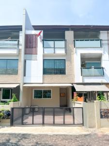 For SaleTownhouseKaset Nawamin,Ladplakao : 3-storey townhouse, beautiful, private, cheapest in the project