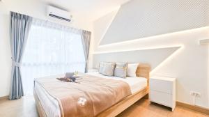 For SaleCondoOnnut, Udomsuk : Urgent sale, newly decorated room, 100% loan possible, Condo A Space Sukhumvit 77 (1 bedroom, 1 bathroom, 35 sq m.)