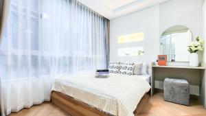 For SaleCondoRatchadapisek, Huaikwang, Suttisan : For sale: Ratchada City 18 (1 bedroom, 38 sq m.) near MRT Huai Khwang, 4 minutes.