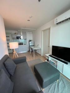 For RentCondoOnnut, Udomsuk : Condo for rent Artemis Sukhumvit 77 (BTS On Nut). If interested, contact 0624163966 Praew.